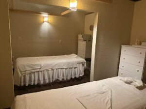 Shady oaks spa-Gilbert